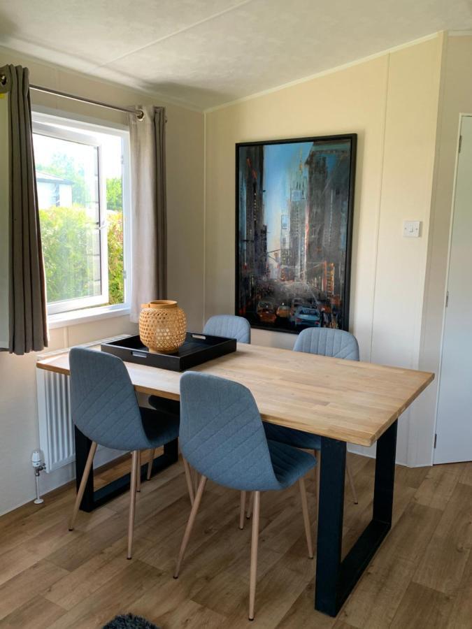 Chalet Rivendell Menaldum Esterno foto
